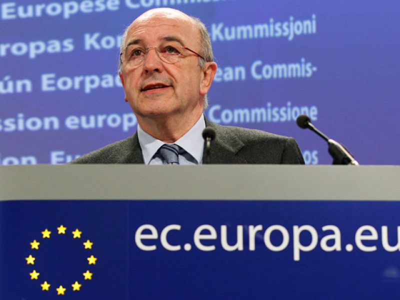 Almunia: "sin el euro, lo estaríamos pasando mucho peor"