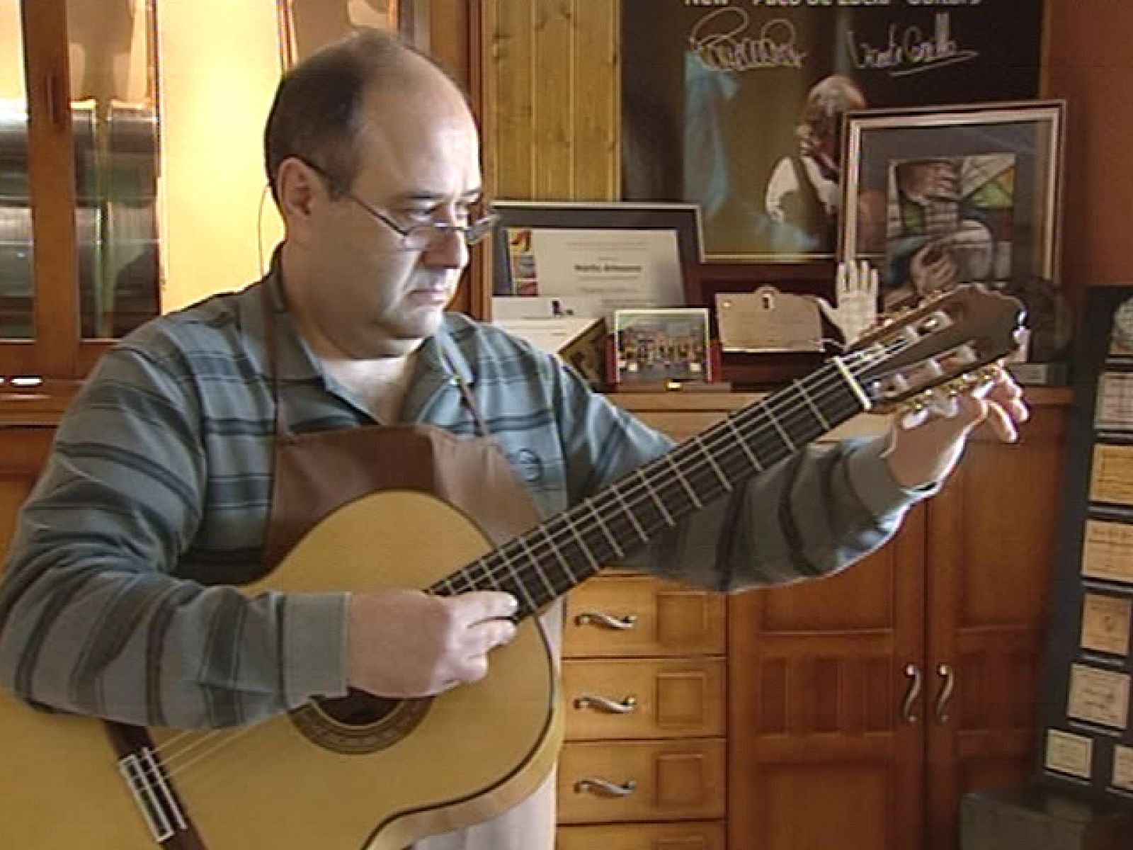 Premio Nacional de Artesanía para un luthier de Cuenca
