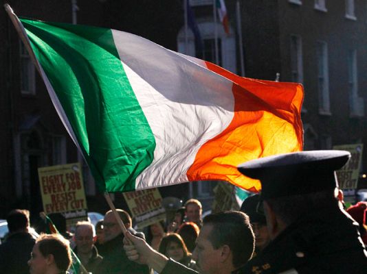  - Los irlandeses, contra los recortes
