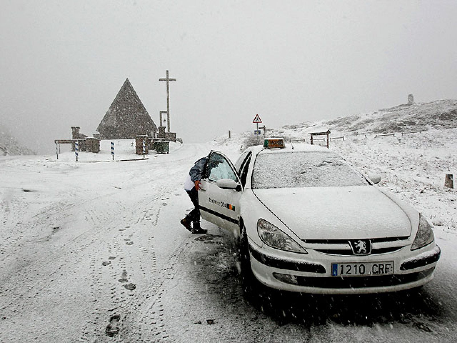 La ola de frío polar deja lluvia y nieve en el norte de la península