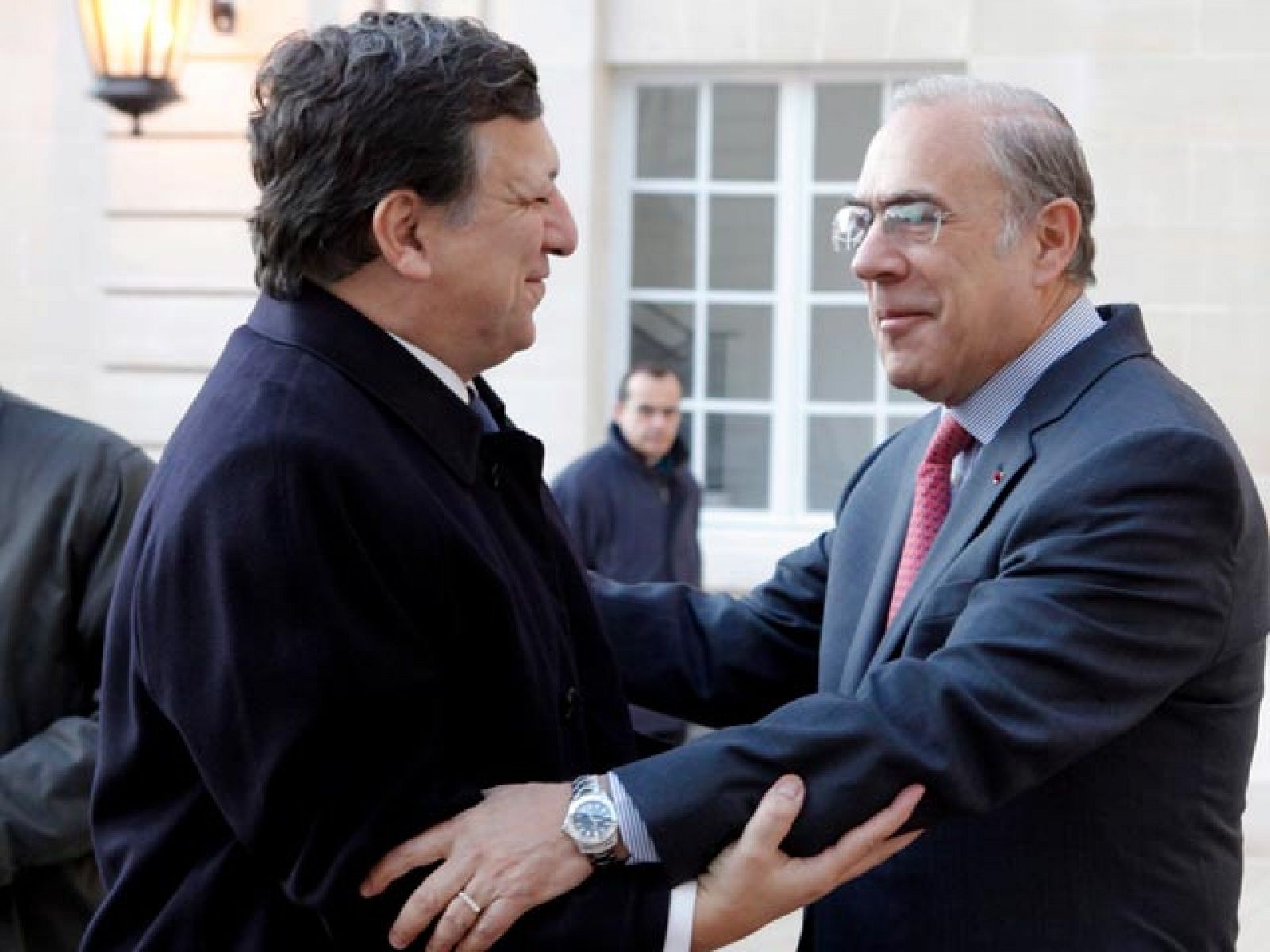 Barroso niega que la UE prepare un rescate para España o Portugal