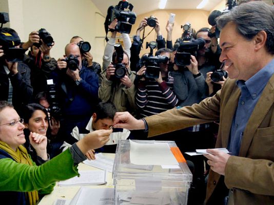  - La normalidad caracteriza las elecciones en Cataluña
