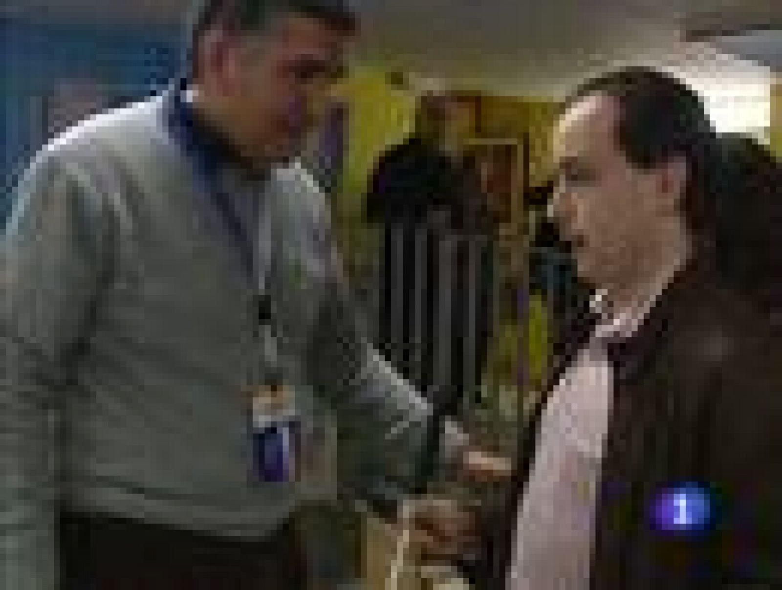 Los invidentes han tenido sus propias papeletas en los comicios catalanes | Ver