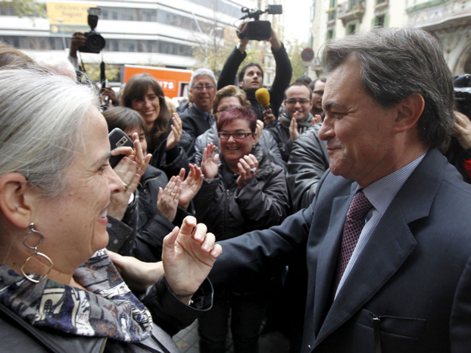 Sin programa: Mas sondeará en los próximos días al resto de formaciones para ver "qué tienen que aportar" | RTVE Play