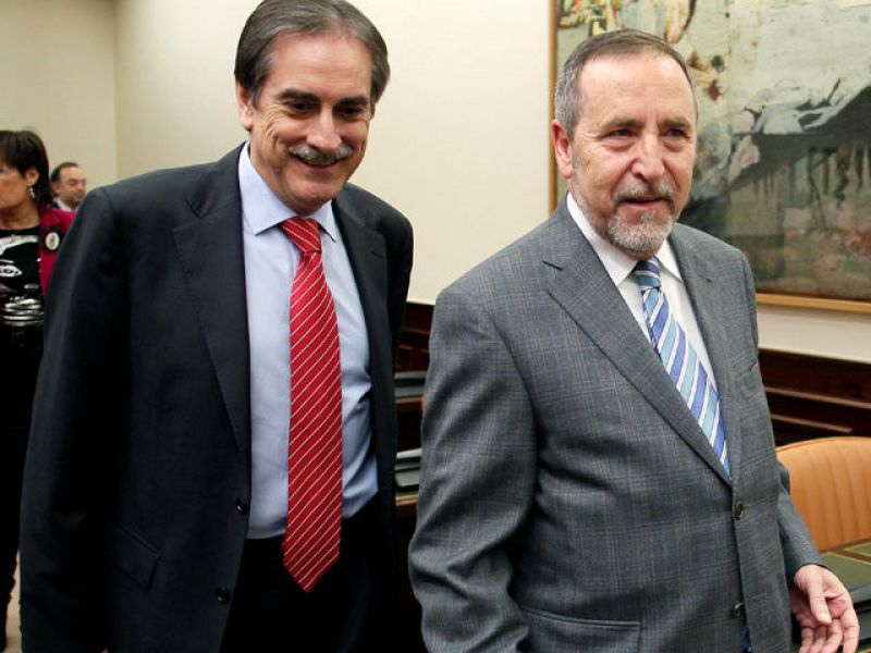 Valeriano Gómez dice que hará las reformas pendientes "pase lo que pase"