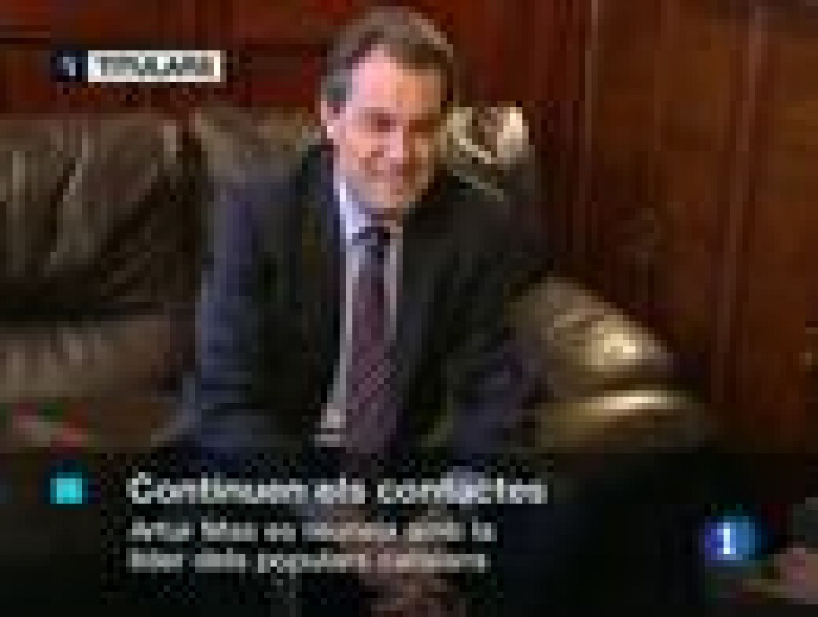 L'Informatiu: L'informatiu migdia  (01/12/10) | RTVE Play