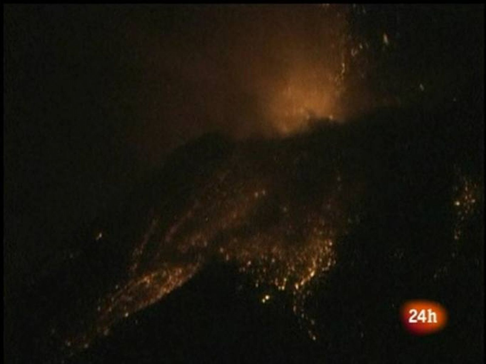 Sin programa: Erupción de un volcán en Ecuador | RTVE Play