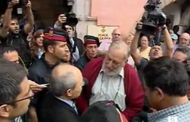  - Los regantes abuchean a Montilla