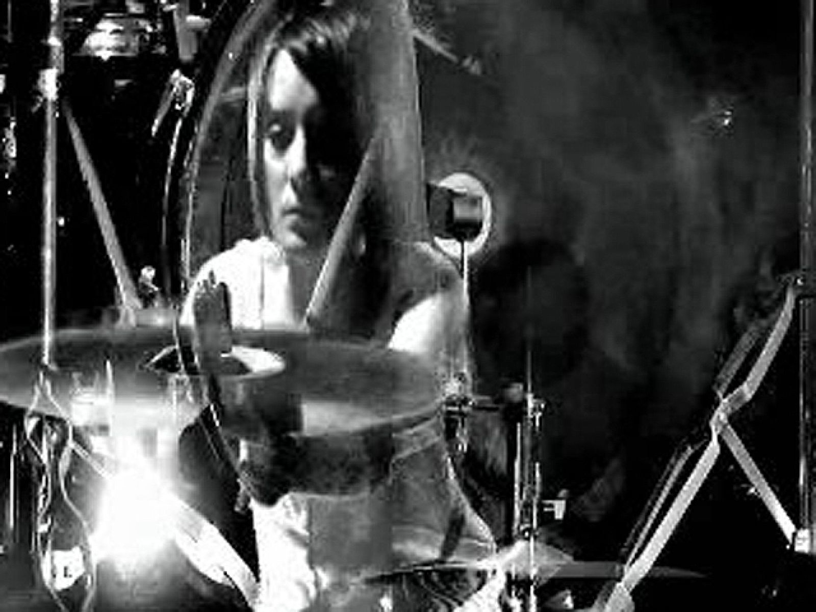 Zzz - 03/12/10 - Zzz | Ver