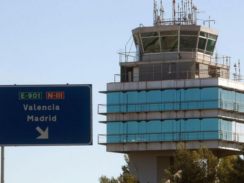 Los controladores piden a sus representantes que se manifiesten