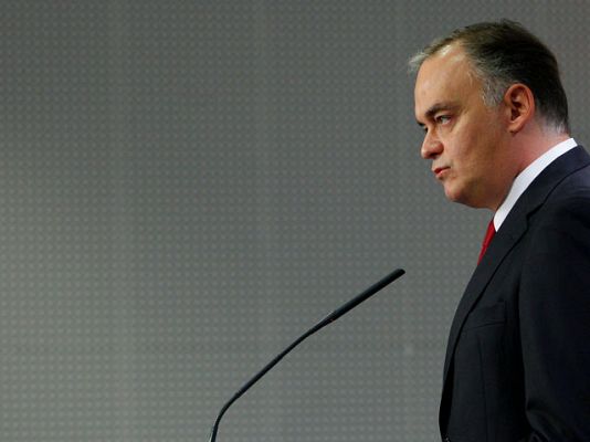 Telediario 1 - Pons: Zapatero se "esconde"