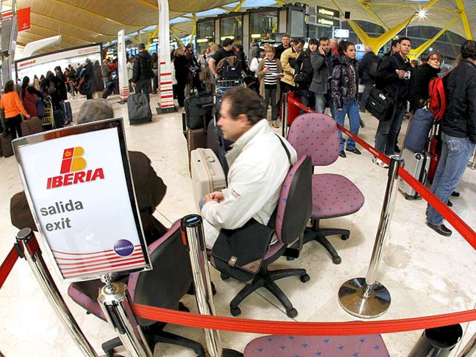 Las compañías reorganizan sus vuelos