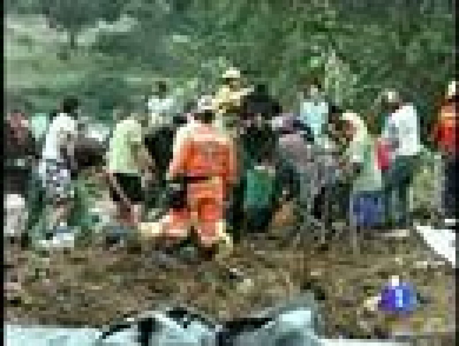  Tres muertos y más de 150 personas sepultadas por un alud en Colombia provocado por las lluvias
