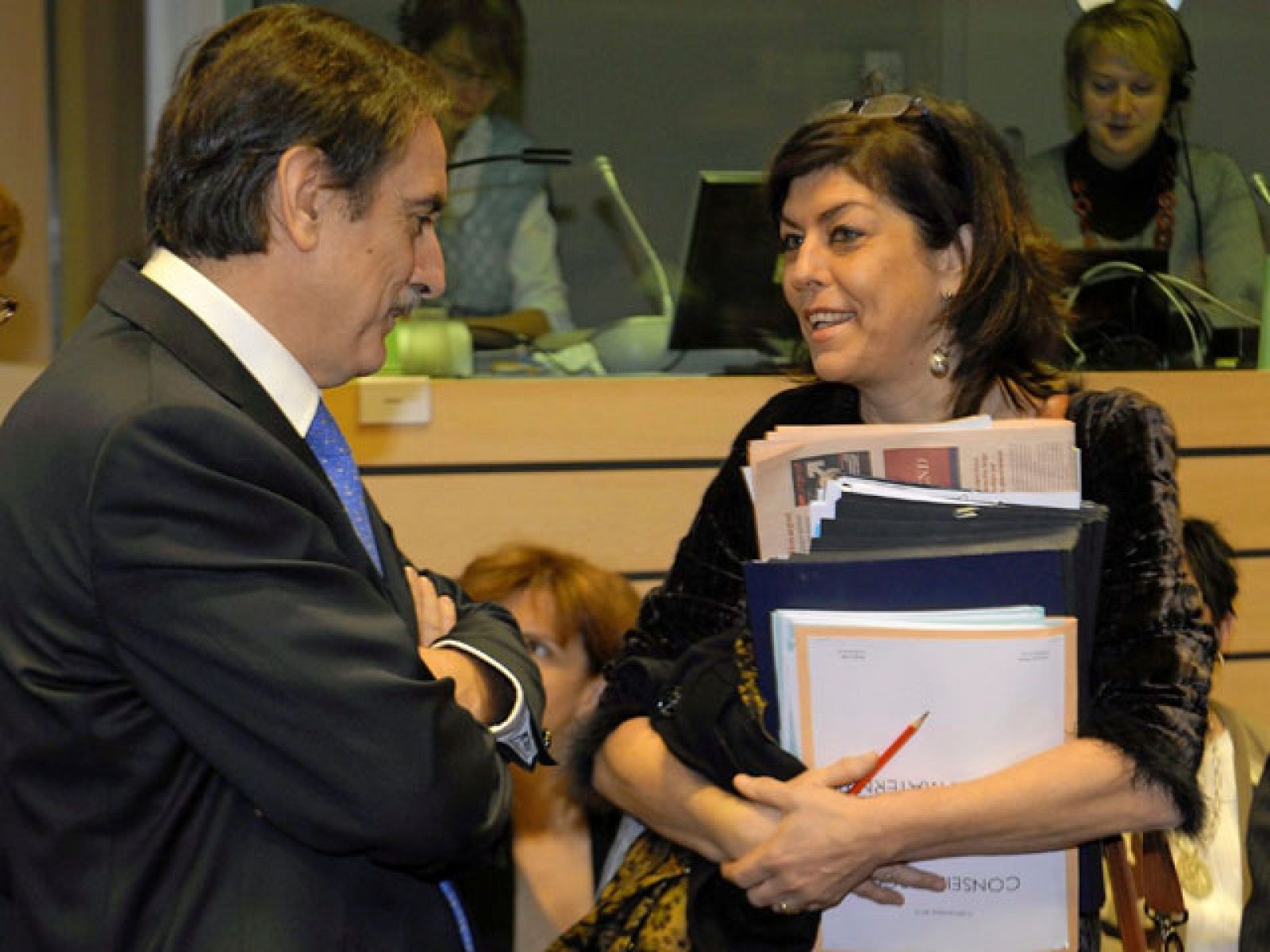 Los Veintisiete rechazan la baja por maternidad de 20 semanas propuesta por la Eurocámara