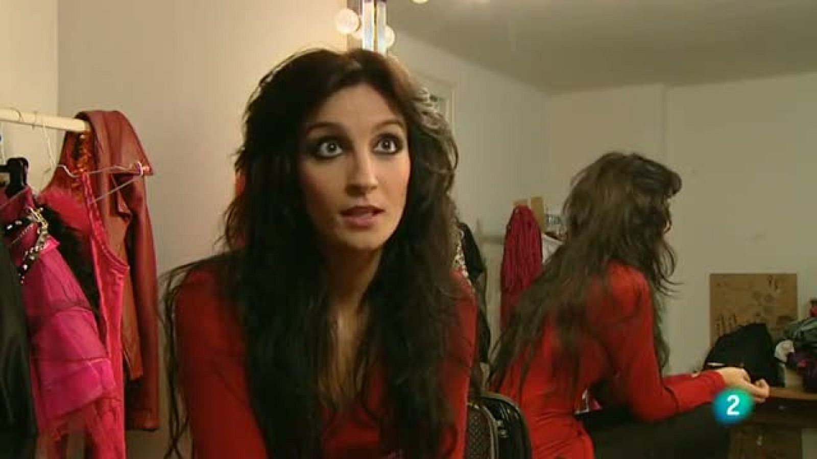 Miradas 2 - 06/12/10