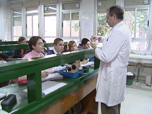 Telediario 1 - La educación española suspensa