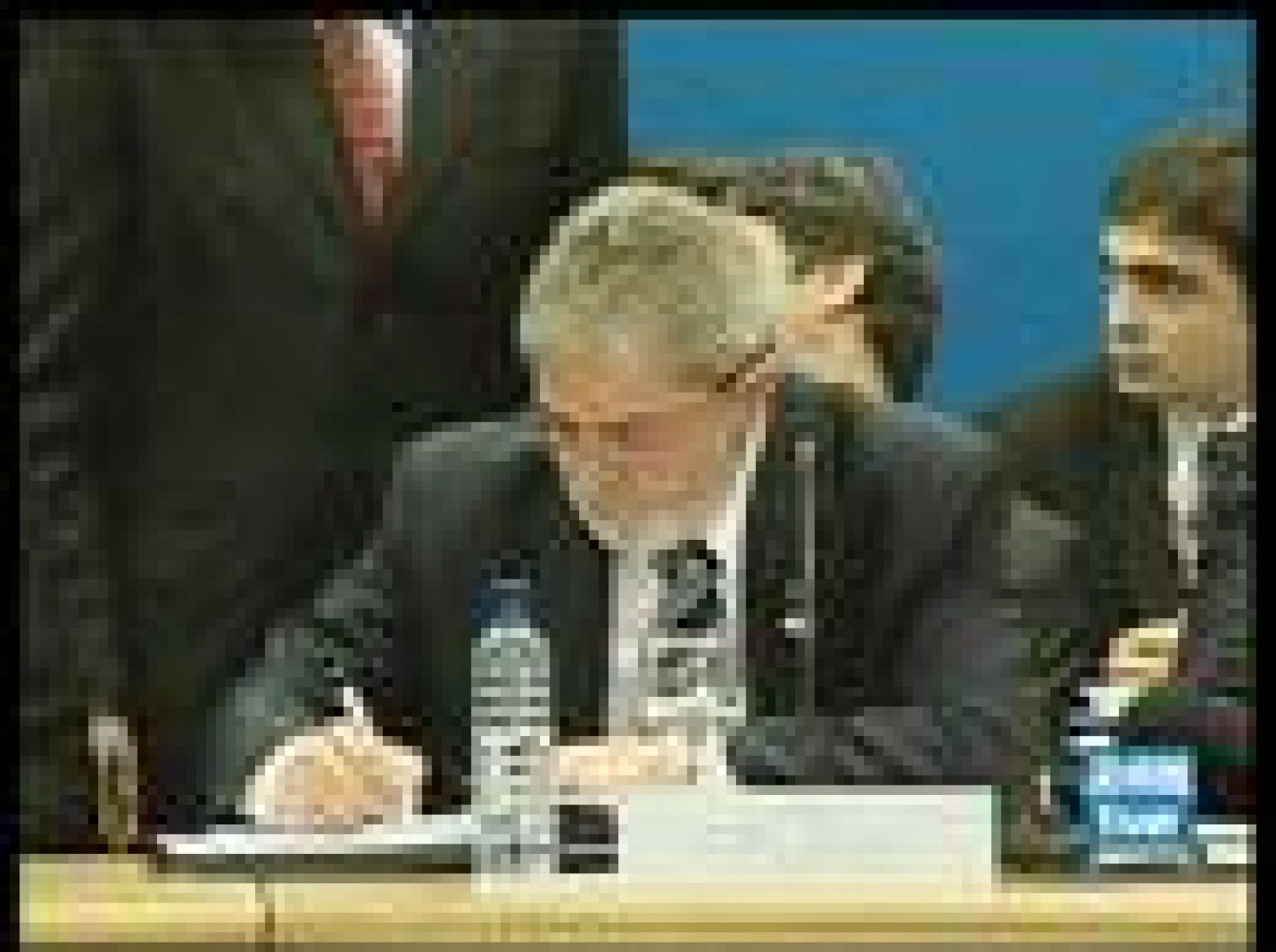 Colombia ha rechazado la propuesta de Brasil en la Cumbre de Unasur de crear el Consejo de Defensa (24/05/2008).