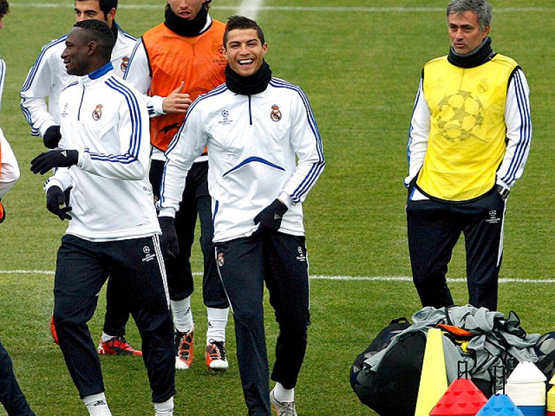 El Real Madrid afronta este miércoles un partido de  trámite en el que tendrá en juego el honor de sumar un nuevo triunfo  para mantener su buena marcha ante un Auxerre que sí necesita un buen  resultado para poder clasificarse para la Europa League.