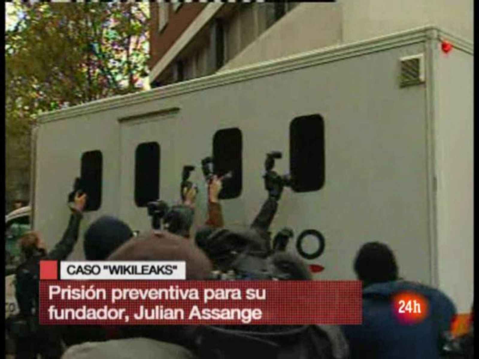 Assange, en prisión preventiva en Londres hasta el 14 de diciembre | RTVE Play