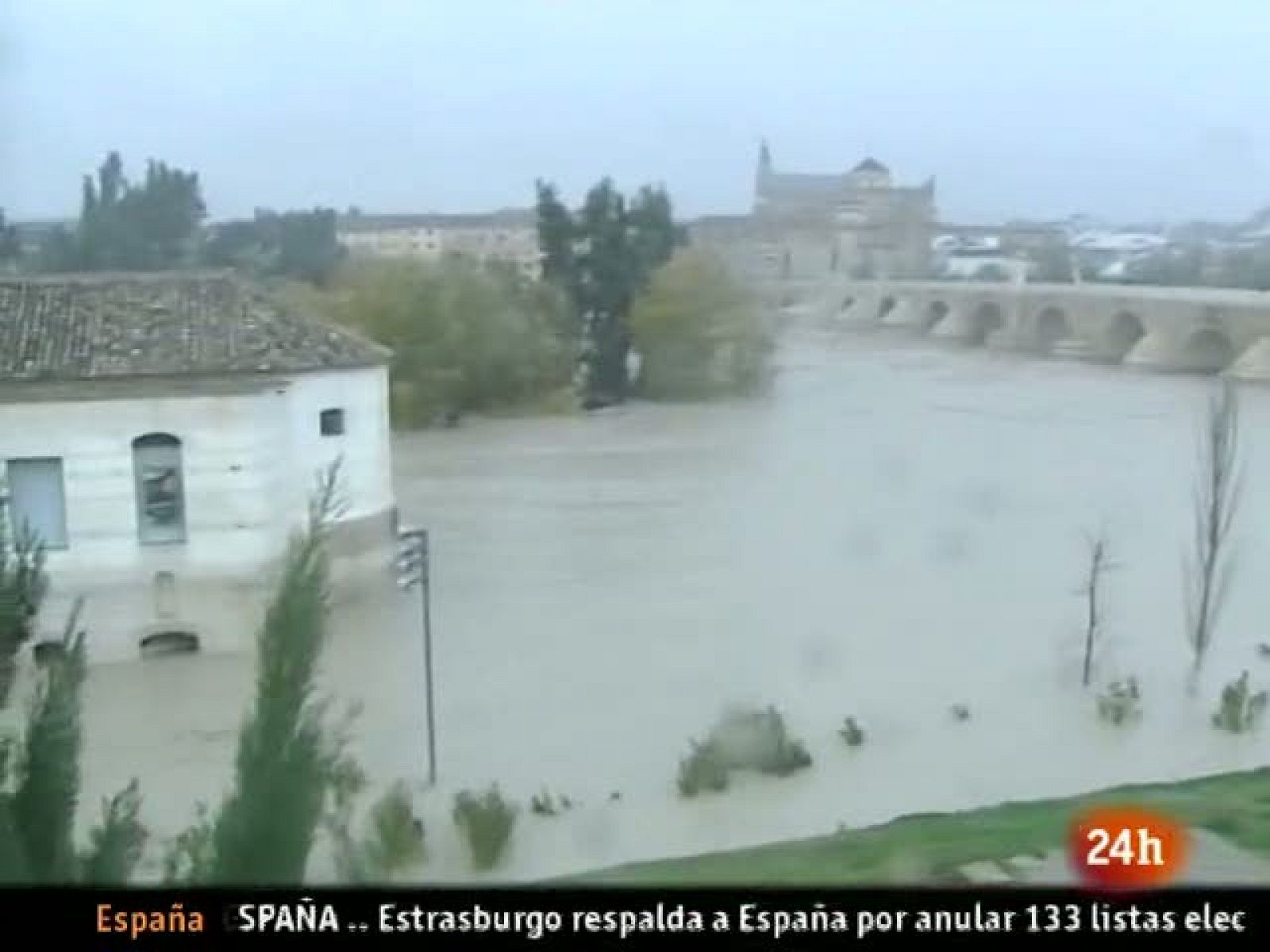 Telediario 2 - 07/12/10 | Ver