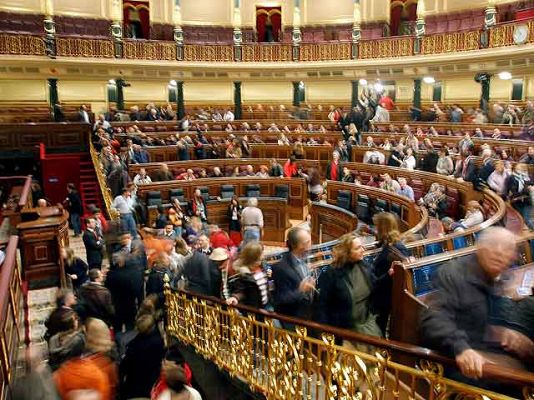 La noche en 24h - Más de ocho mil visitas al Congreso