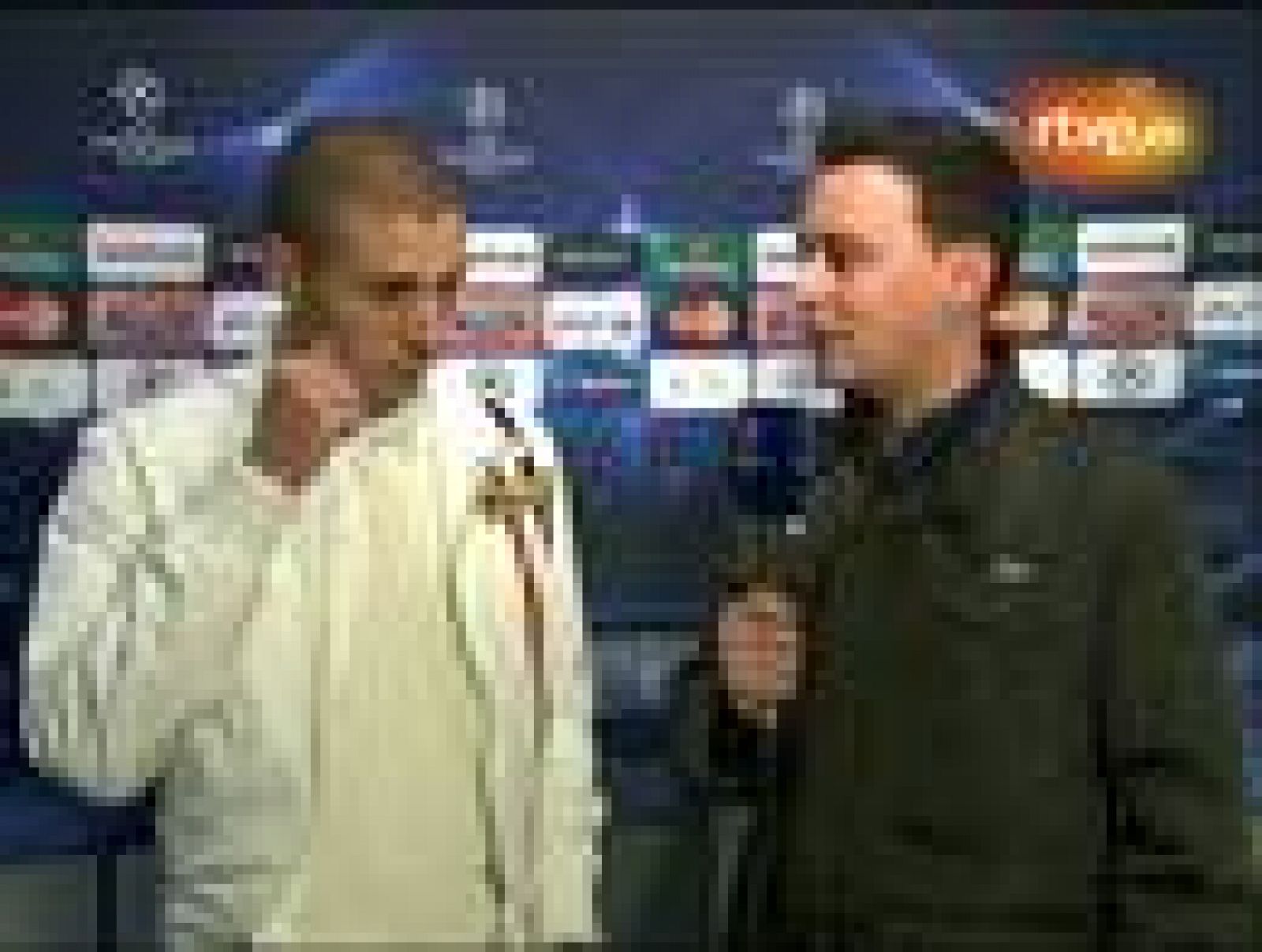 Benzema: "Trabajo para jugar siempre así" | RTVE Play