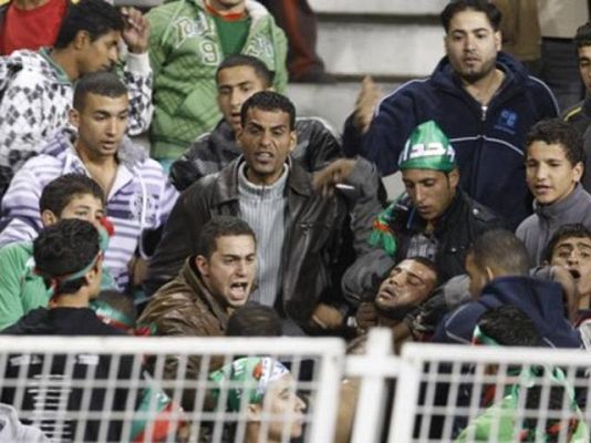 Telediario 1 - 150 heridos en Jordania por una pelea