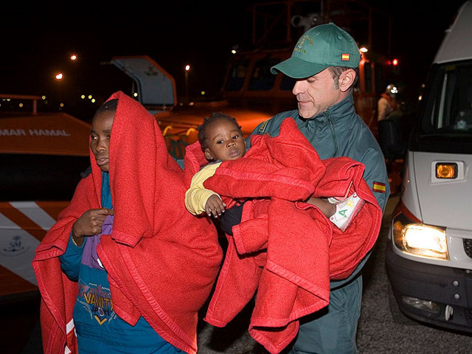 El Telediario matinal en cuatro minutos - 13/12/10 | Ver