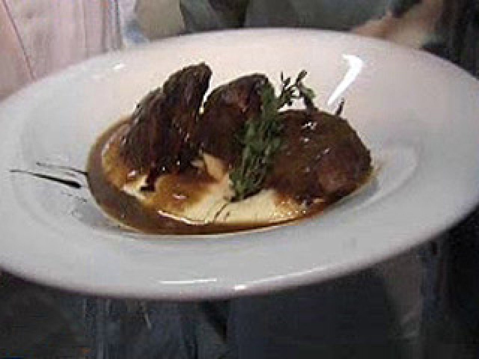 España Directo - Carrilleras con patata cremosa