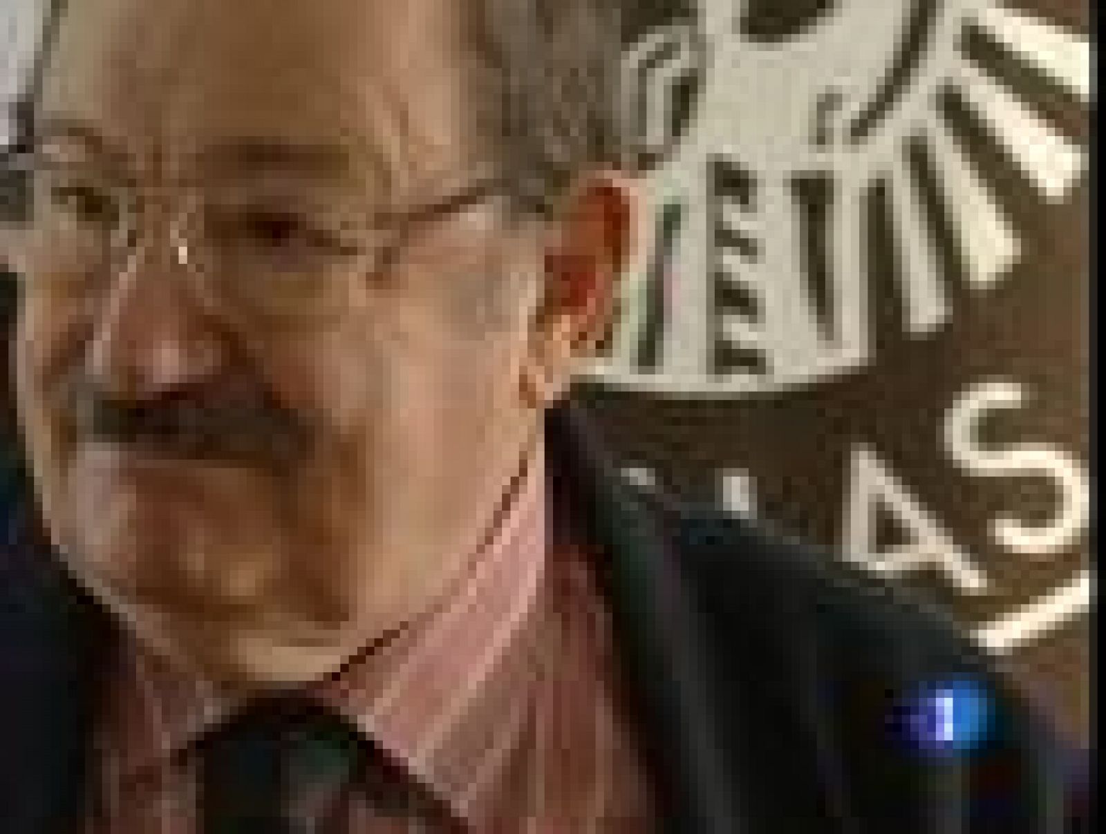 Umberto Eco vuelve con "El cementerio de Praga"