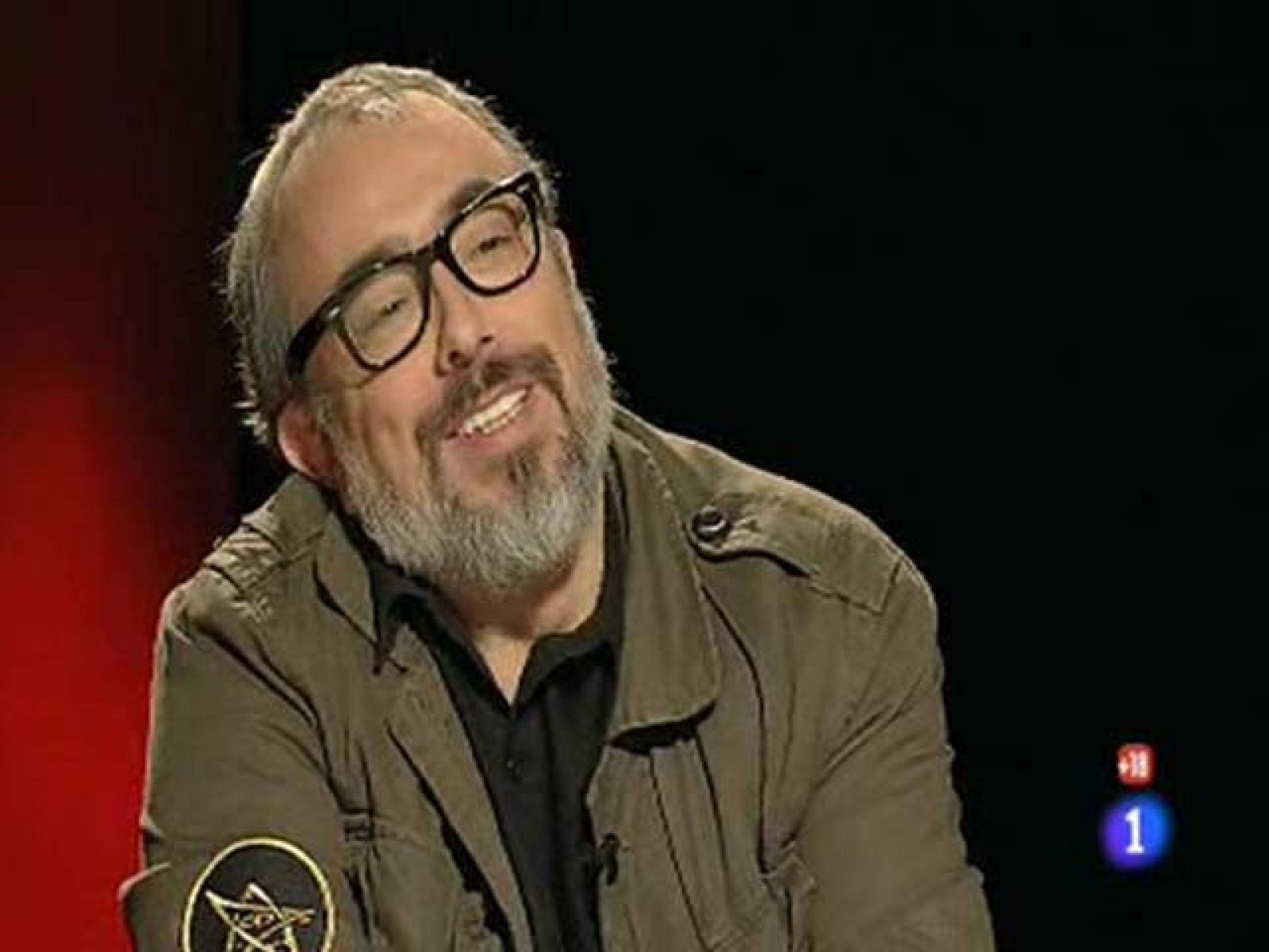 Álex de la Iglesia anuncia en 'Versión Española' que dirigirá a José Mota y Salma Hayek | Ver