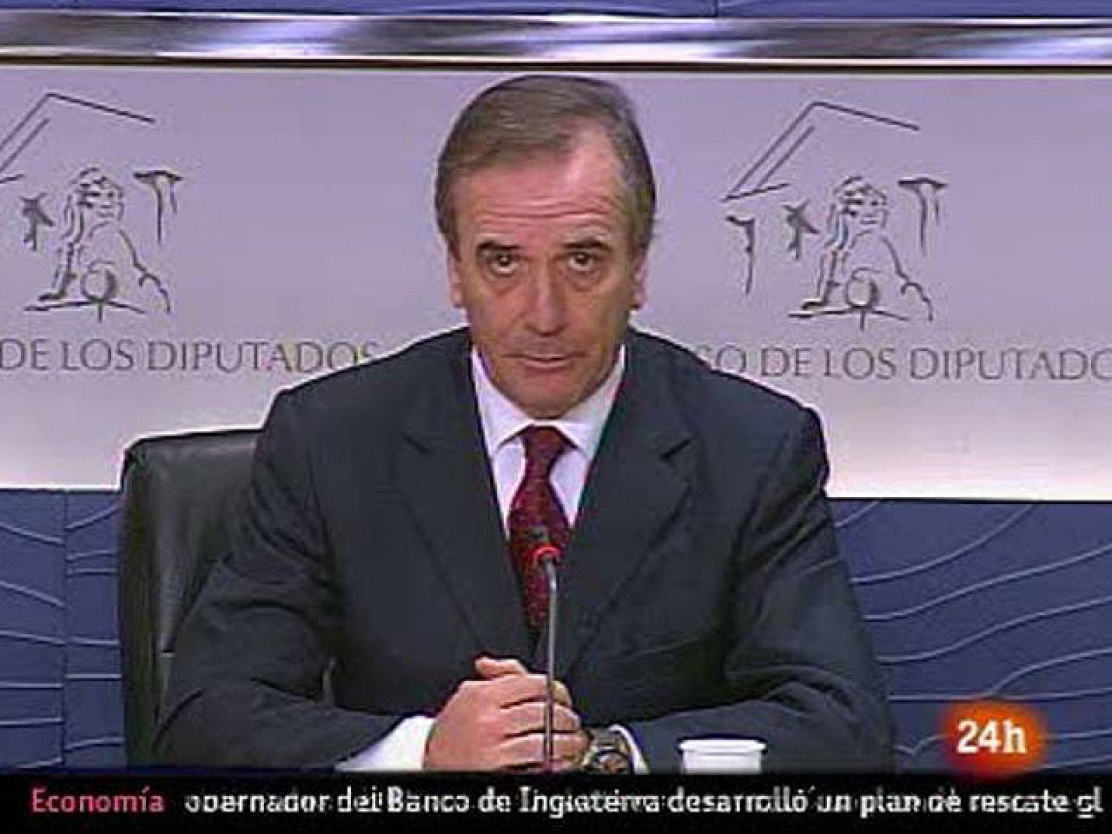 Zapatero convoca un Consejo de Ministros extraordinario para prorrogar el estado de alarma | Ver