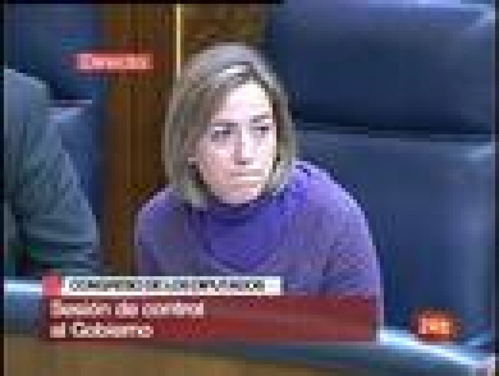 La ministra de Defensa, Carme Chacón, ha culpado al PP del actual conflicto con los controladores aéreos porque firmaron con el colectivo un convenio "leonino, abusivo y usurero". 