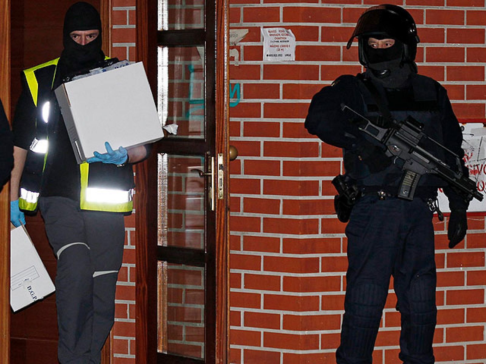 Telediario matinal en cuatro minutos - 16/12/10 | Ver