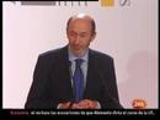  - Rubalcaba: "No me merezco este premio pero tampoco la frente tan enorme que tengo"