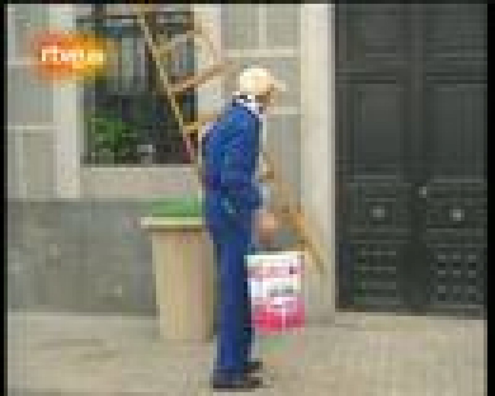 Martes y Trece: el pintor y el telefonillo