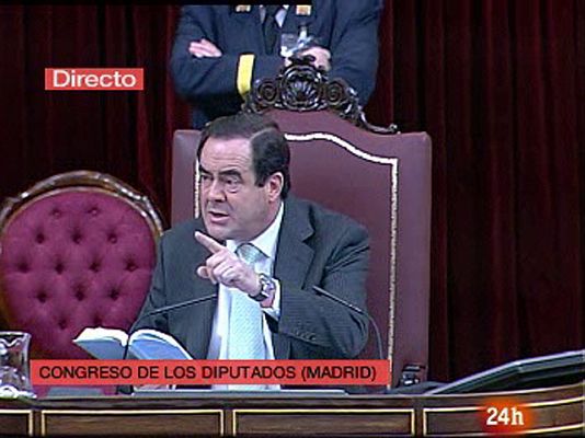 Bronca de Bono a los diputados