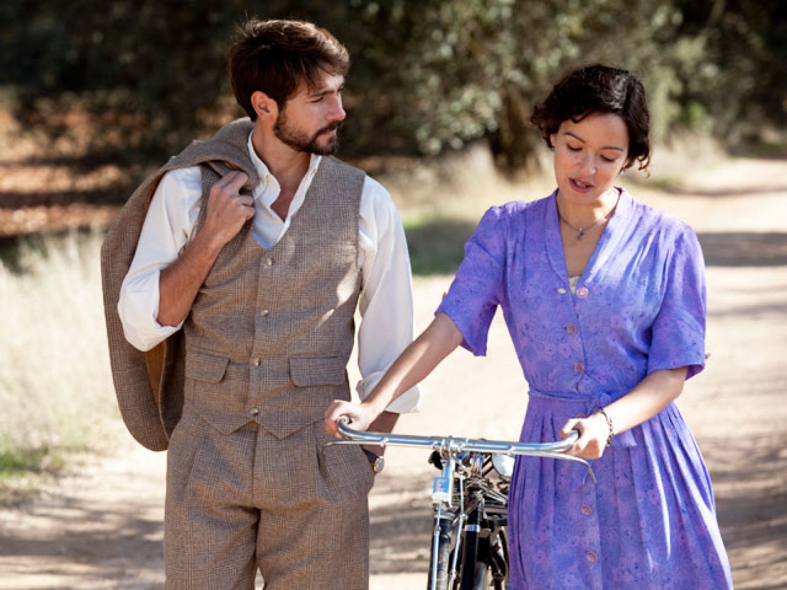 14 de abril. La República - Tráiler - 14 de abril. La República | Ver