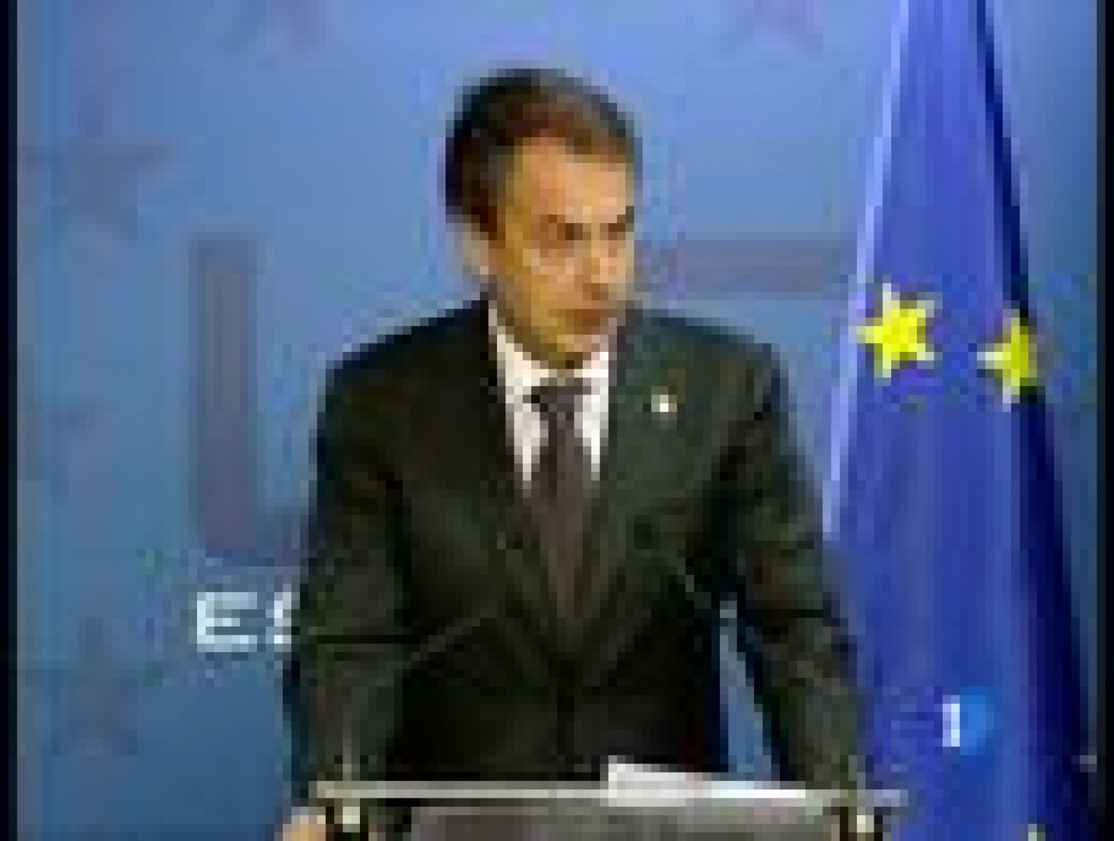 Zapatero anuncia que el Gobierno mantiene su intención de elevar  la edad de jubilación