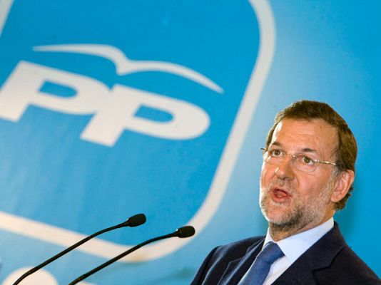 Rajoy critica gestión de Zapatero
