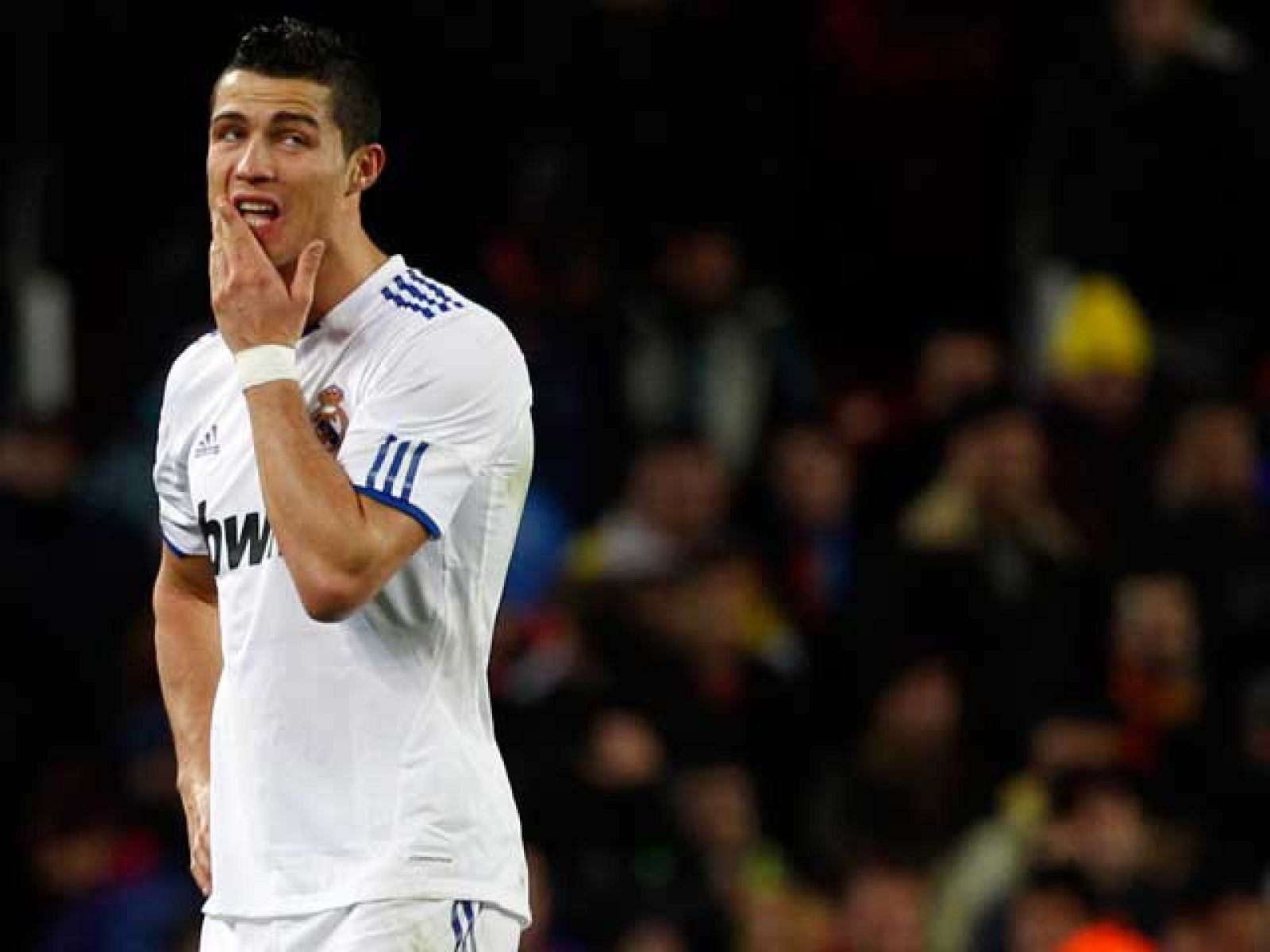  El Real Madrid no ha ganado nunca al Olympique de Lyon en Europa (tres derrotas y tres empates). El Barça se medirá al Arsenal de Cesc Fábregas. El Schalke 04 de Raúl González será el rival del Valencia. 