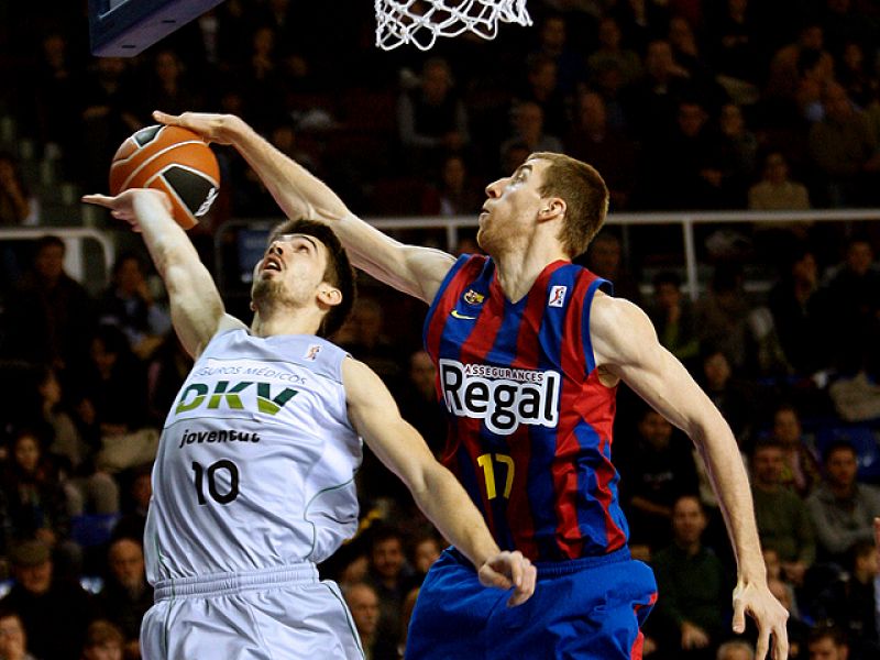 El Regal FC Barcelona se llevó una nueva edición del derbi catalán, doblegando con comodidad al DKV Joventut (83-63). La vuelta de un recuperado Juan Carlos Navarro y el buen partido de Víctor Sada, lo más destacable.