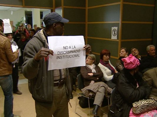 Telediario 1 - Polémica inmigración en Cataluña