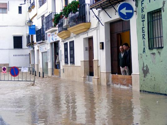 Telediario 1 - Écija de nuevo bajo el agua