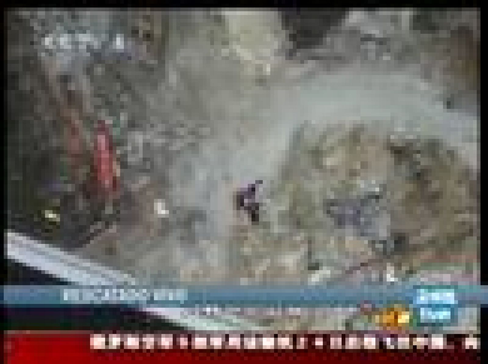 Un anciano de 80 años ha sido rescatado en China de los escombros del terremoto 11 días después (25/05/08).