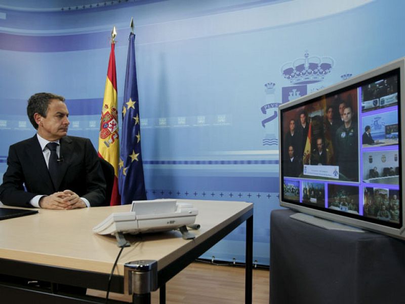 El presidente del Gobierno desea que 2011 sea un año de paz, prosperidad y menos dificultades