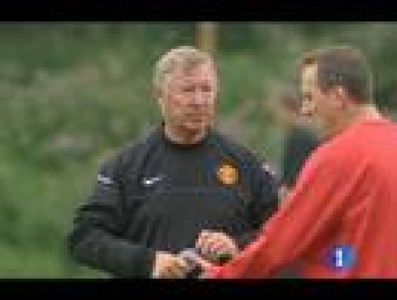 La longevidad de Sir Alex Ferguson al frente del Manchester United sigue sorprendiendo en España, donde el tiempo medio de permanencia en un baquillo es notablemente inferior. El inglés lo ha ganado todo con los 'Diablos Rojos', pero todavía le queda