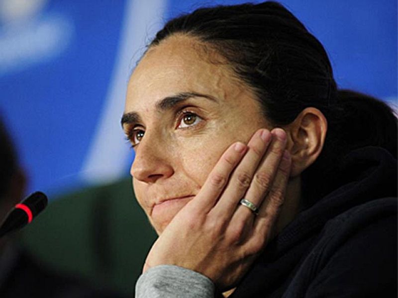 Nuria Fernández, campeona de Europa de 1.500 metros, ha declinado hacer comentarios sobre su supuesta vinculación con las prácticas de dopaje junto a su ex entrenador Manuel Pascua, durante la presentación de la San Silvestre vallecana.