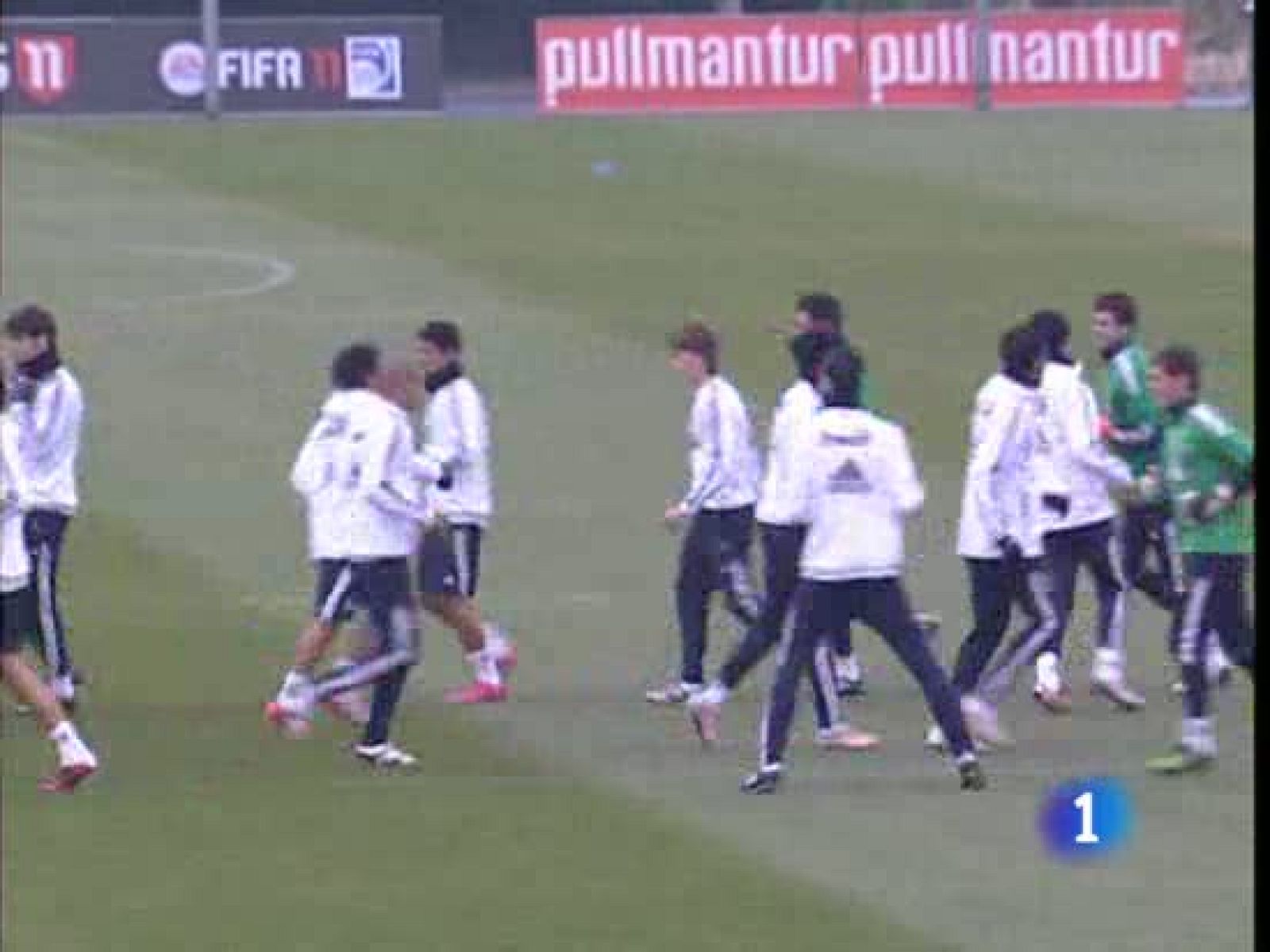 Mourinho ha preparado el partido del próximo lunes ante el  Getafe en el Coliseum Alfonso Pérez con 22 jugadores de la primera plantilla a los que se han unido los canteranos Juanfran, Morata y Pacheco.   En rueda de prensa, Granero, ha realizado  un