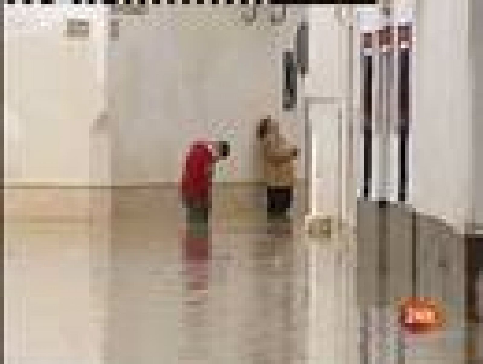 Los vecinos de Écija, hartos e indignados con las continuas inundaciones